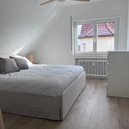 Modern In Vaihingen Appartement Stuttgart